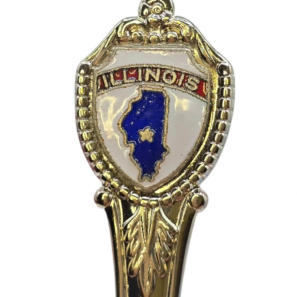 Illinois Collectors Demitasse Souvenir Spoon Silver Tone Enamel Shield Design